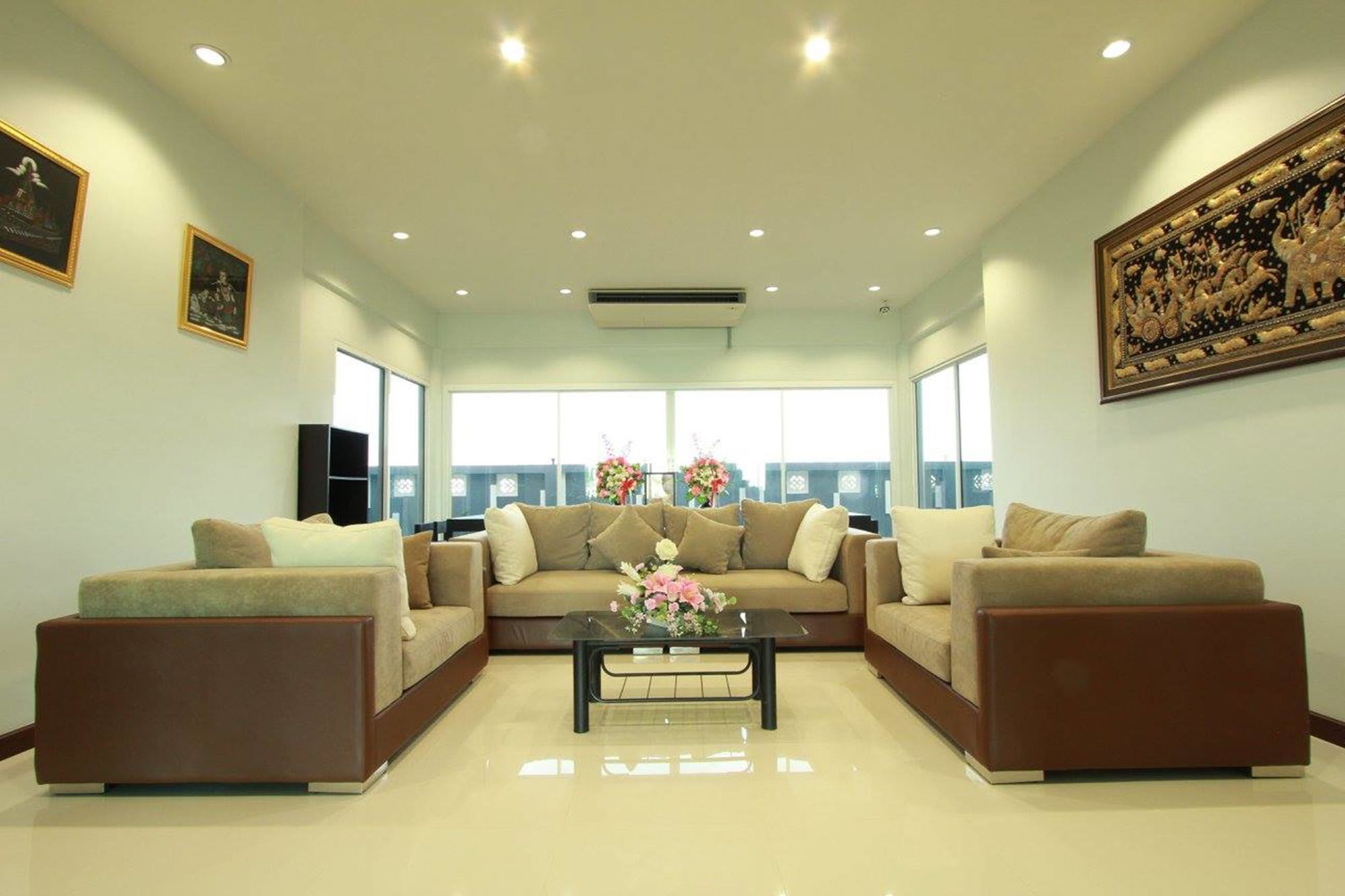 The Park 304 Executive Serviced Apartment Si Maha Phot Exterior foto